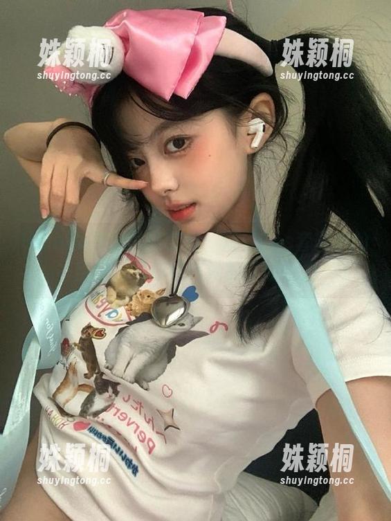 Umeko J Umeko J的风格变幻:众多Cos套图中的自拍,带你领略她的多面魅力